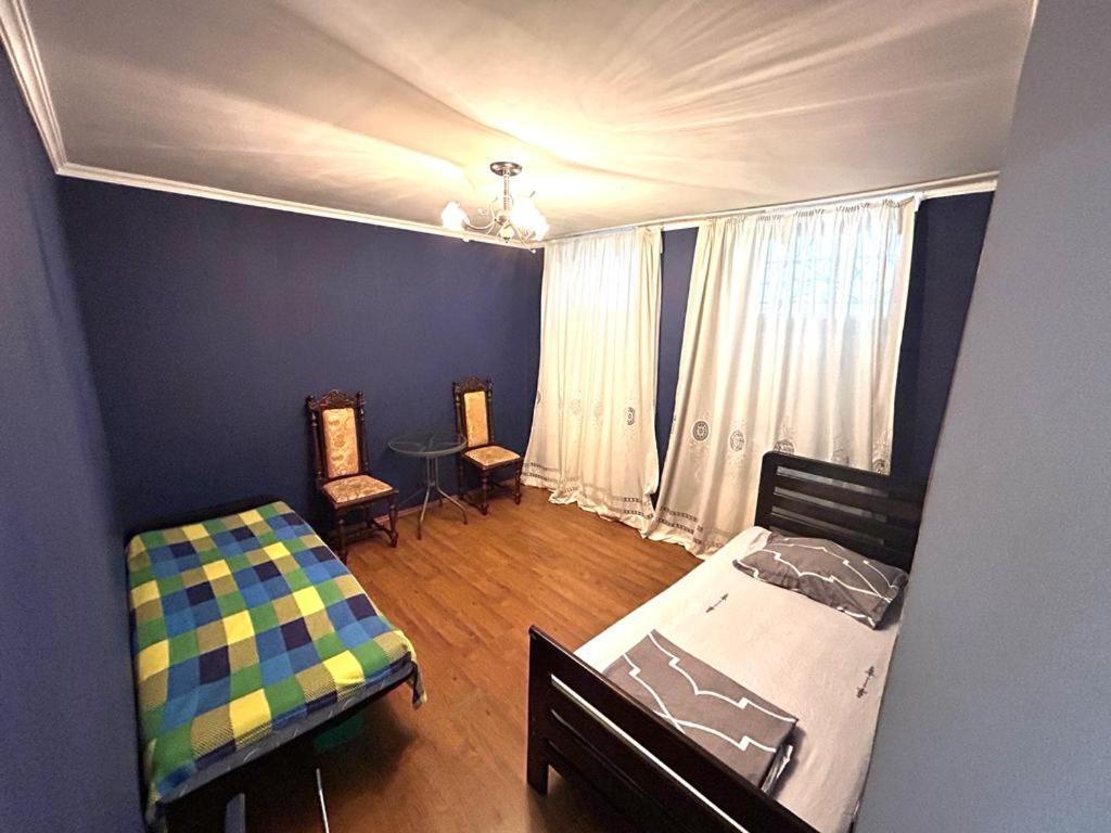 Booboo Flat In Italian Yard Apartman Tbiliszi Kültér fotó