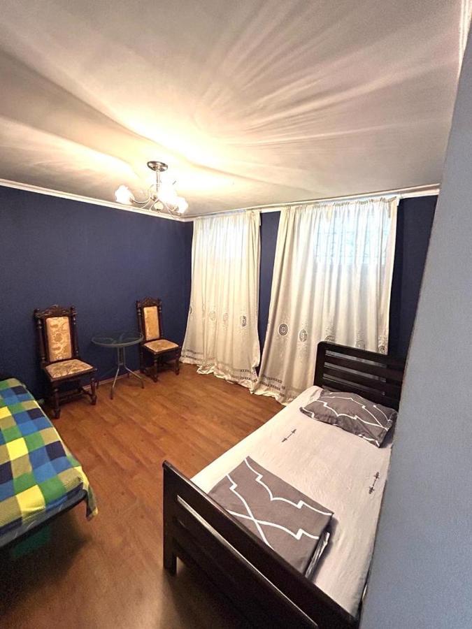 Booboo Flat In Italian Yard Apartman Tbiliszi Kültér fotó